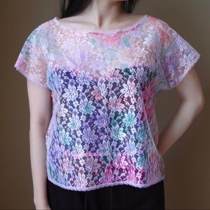 Vanity Fair Colorful Sheer Lace Short Sleeve Top Size M
